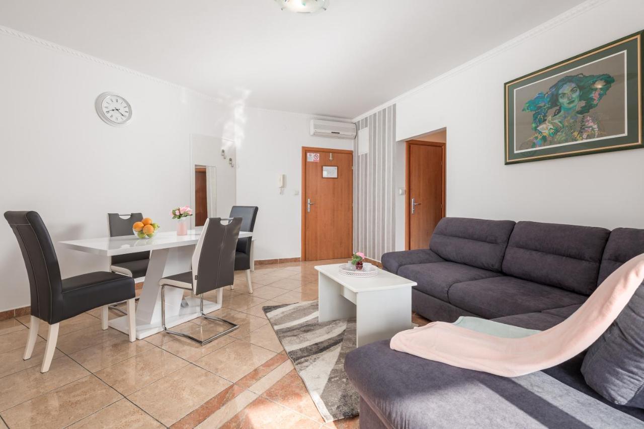 Summer Breeze Apartment With A Pool Opatija Exterior foto